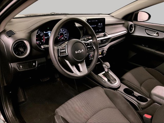 Used 2022 Kia Forte LXS FWD image 12