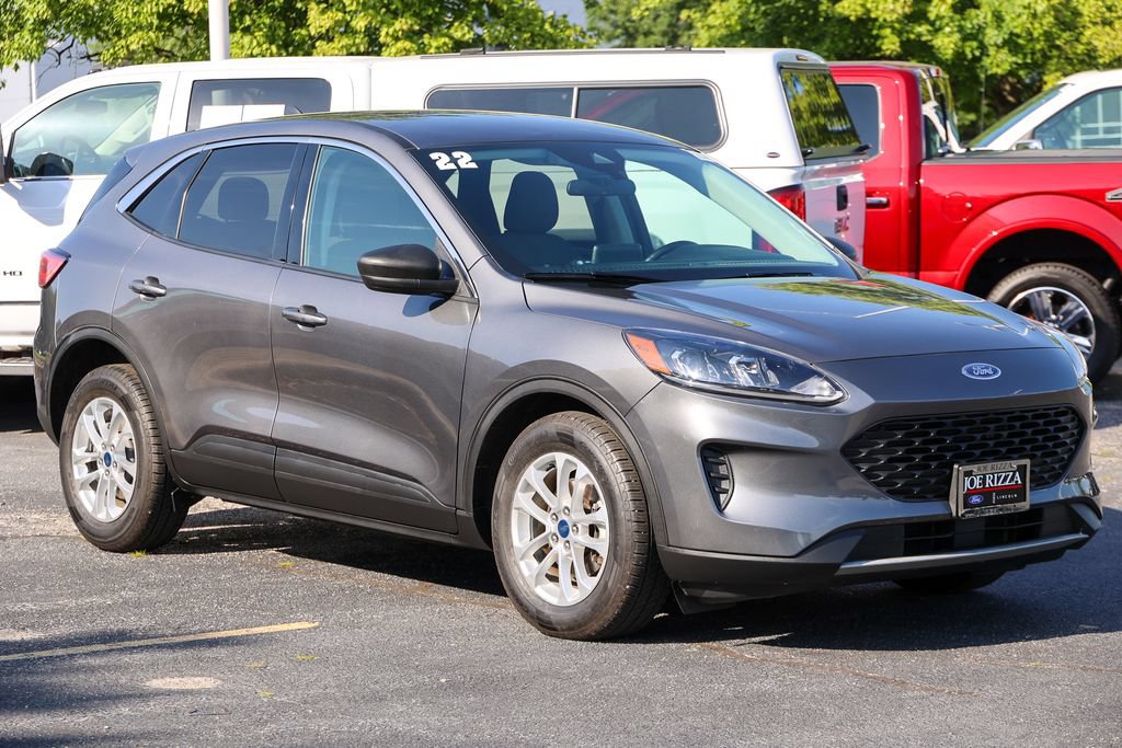 Certified 2022 Ford Escape SE w/ Cold Weather Package FWD image 13