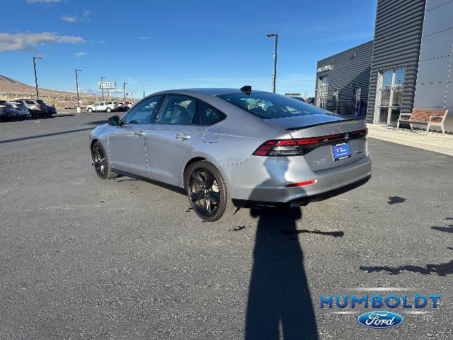 Used 2023 Honda Accord Sport image 3