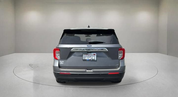 Certified 2021 Ford Explorer 2WD image 3
