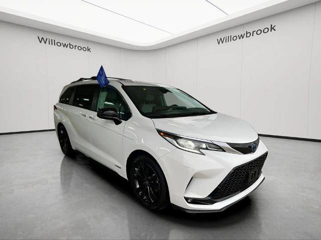 Used 2021 Toyota Sienna XSE FWD image 6