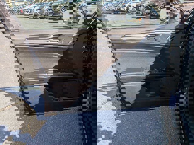 Certified 2020 Ford Fusion SE image 12