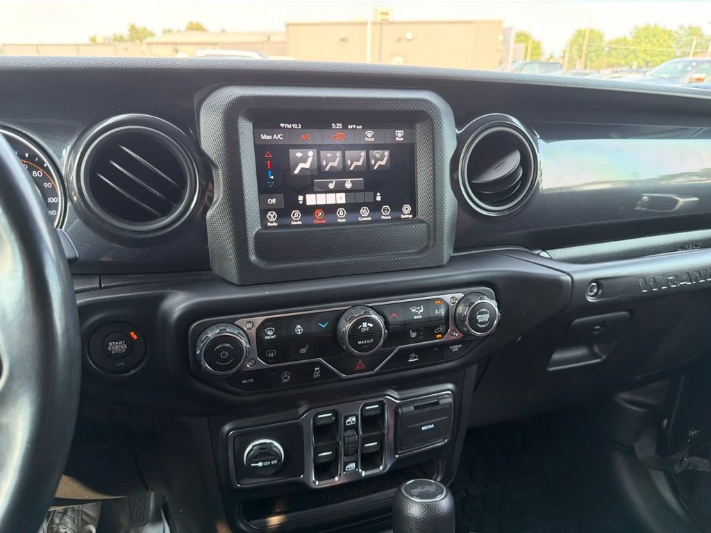 Used 2022 Jeep Wrangler Unlimited Sport AWD/4WD image 18