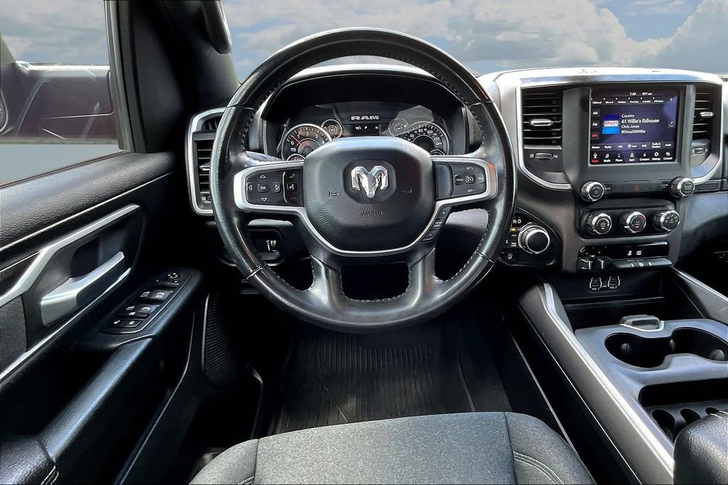 Used 2020 RAM 1500 Big Horn AWD/4WD image 11
