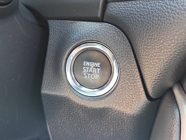 Used 2024 Toyota RAV4 XLE FWD image 19