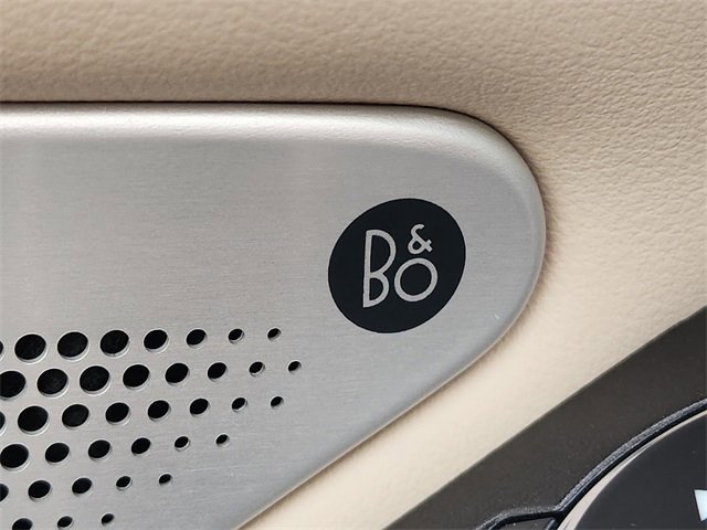 Certified 2022 Ford Explorer Platinum w/ Technology Package image 12