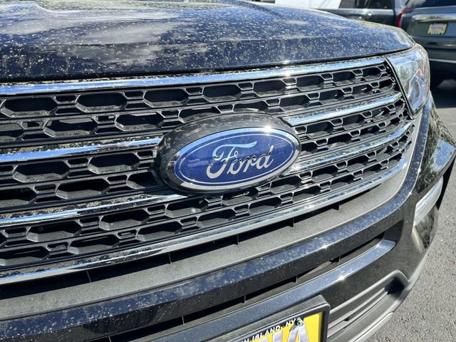 Certified 2023 Ford Explorer XLT w/ Equipment Group 202A image 11