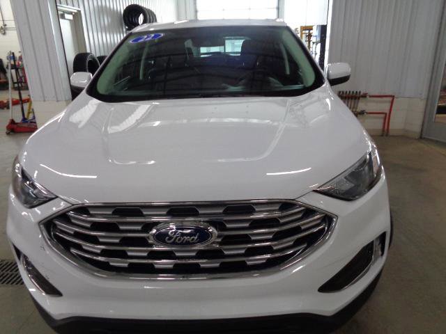 Certified 2022 Ford Edge SEL w/ Convenience Package image 2