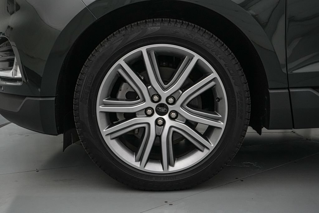 Certified 2024 Ford Edge Titanium w/ Equipment Group 301A AWD/4WD image 10