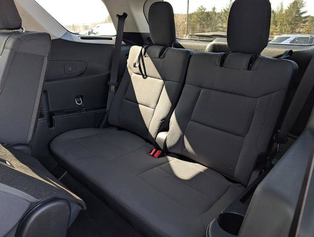 Certified 2025 Ford Explorer Active image 12