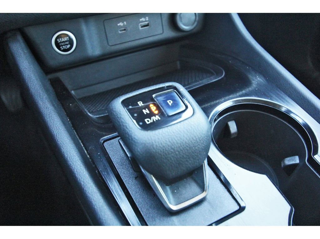 Used 2021 Nissan Rogue SV image 25