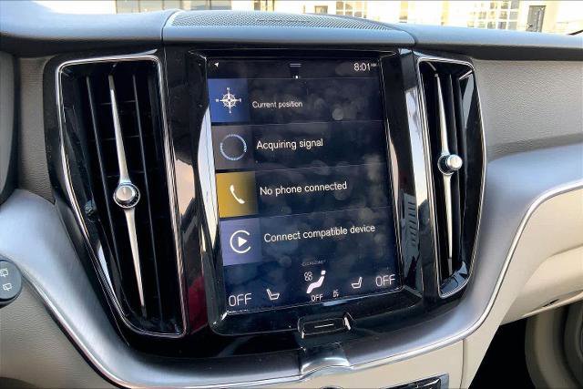 Used 2020 Volvo XC60 T5 Momentum image 32