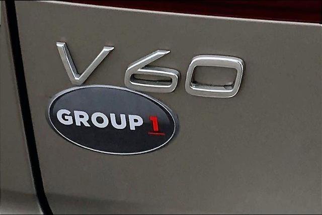 Used 2020 Volvo V60 T5 Cross Country w/ Protection Package Premier image 33