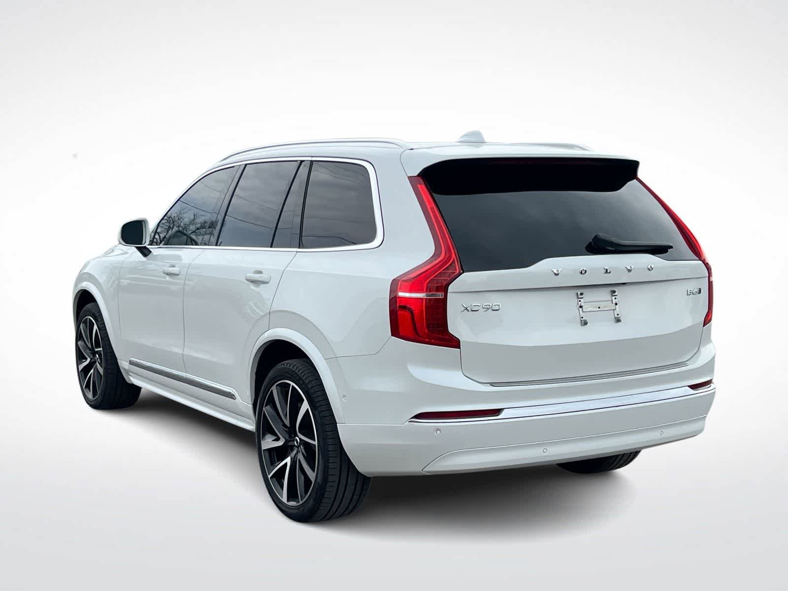 Used 2023 Volvo XC90 B6 Plus w/ Protection Package Premier AWD/4WD image 6