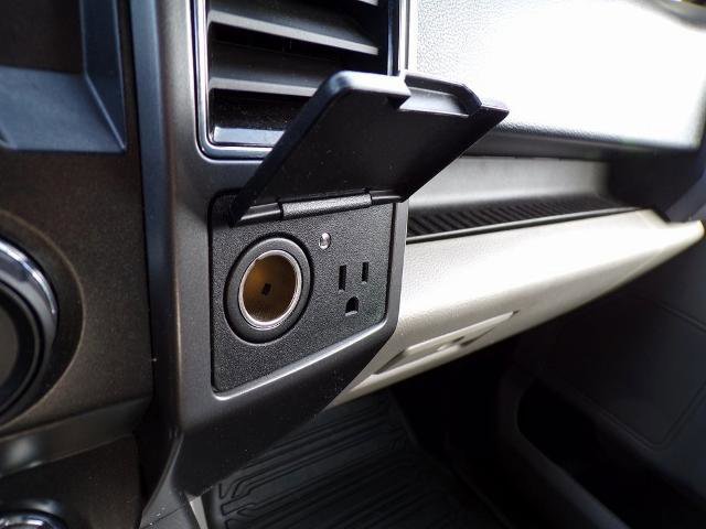 Certified 2019 Ford F150 XLT w/ Equipment Group 302A Luxury image 21