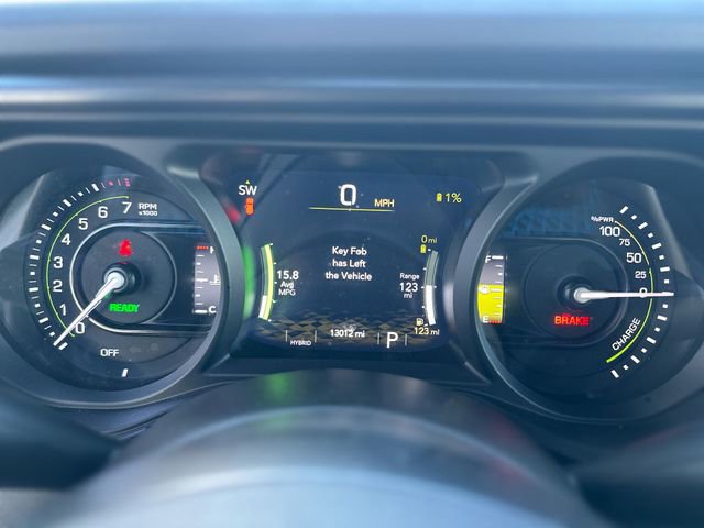 Used 2024 Jeep Wrangler Unlimited Rubicon 4xe image 16