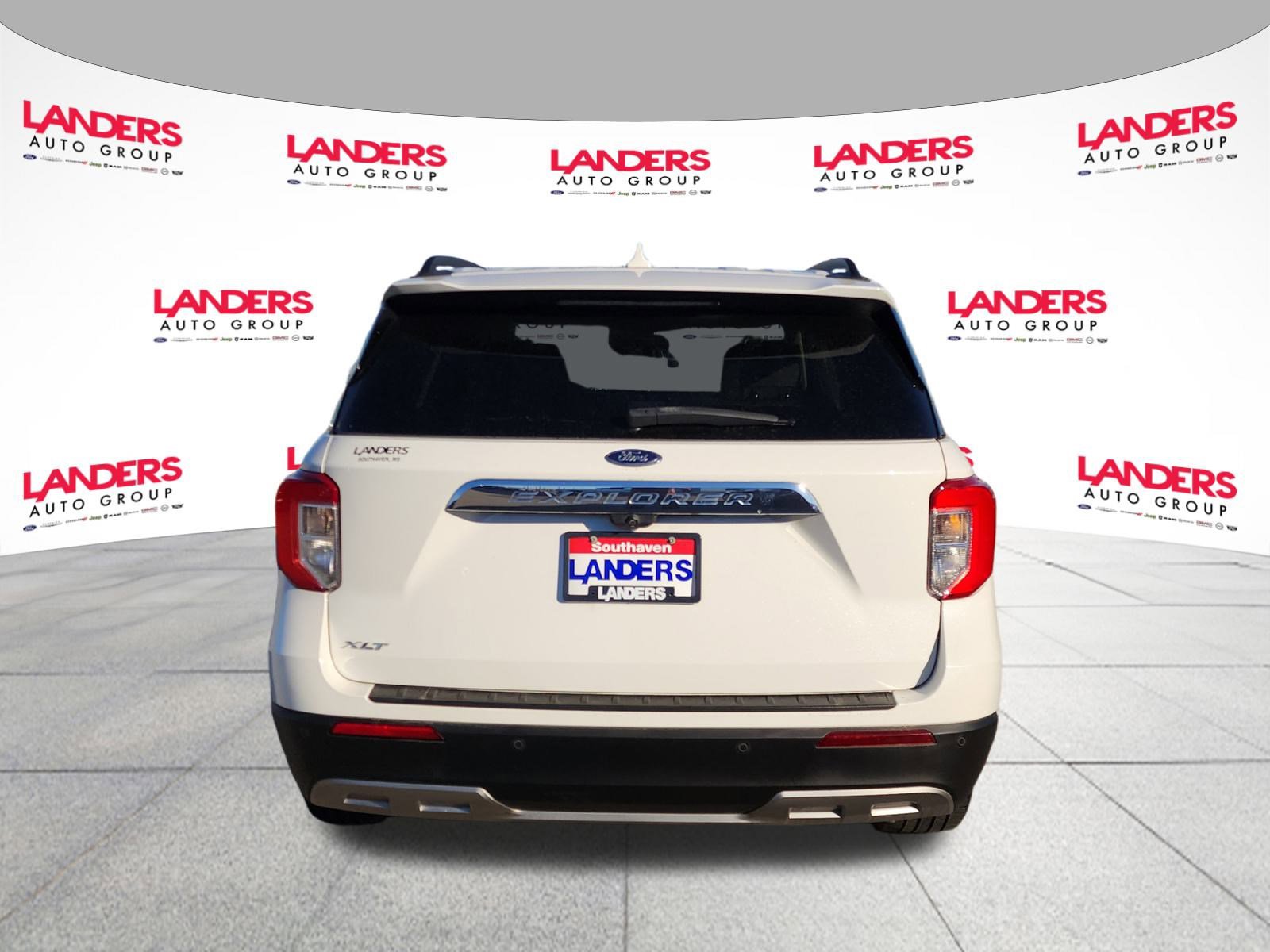 Certified 2020 Ford Explorer XLT w/ Equipment Group 202A image 4