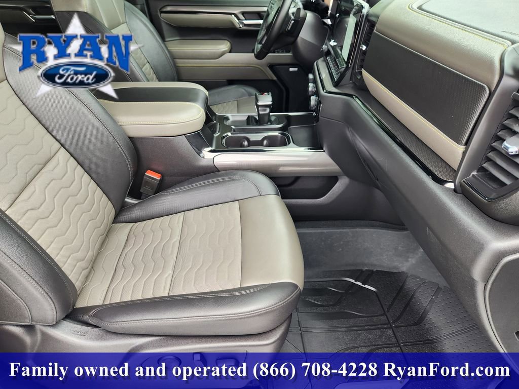 Used 2024 Chevrolet Silverado 1500 ZR2 w/ Technology Package image 10