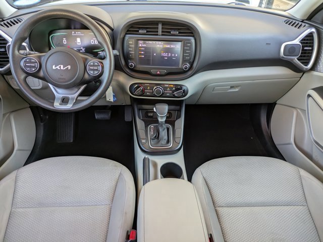 Used 2023 Kia Soul LX image 12