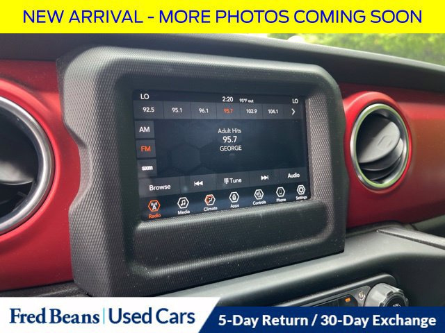Used 2021 Jeep Wrangler Unlimited Rubicon w/ LED Lighting Group AWD/4WD image 20