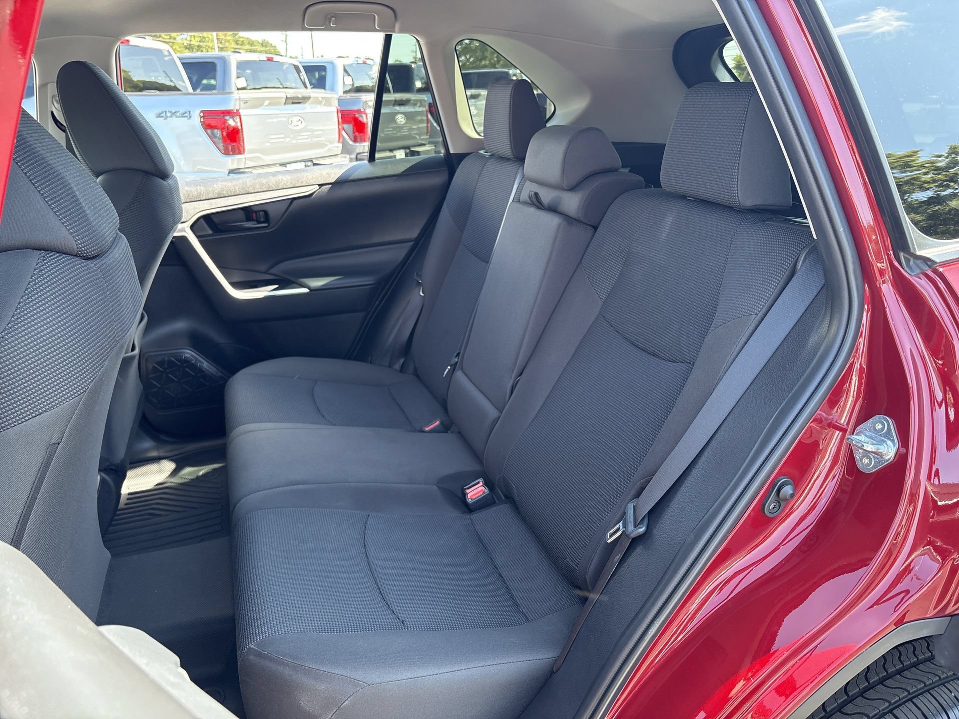 Used 2024 Toyota RAV4 LE FWD image 15