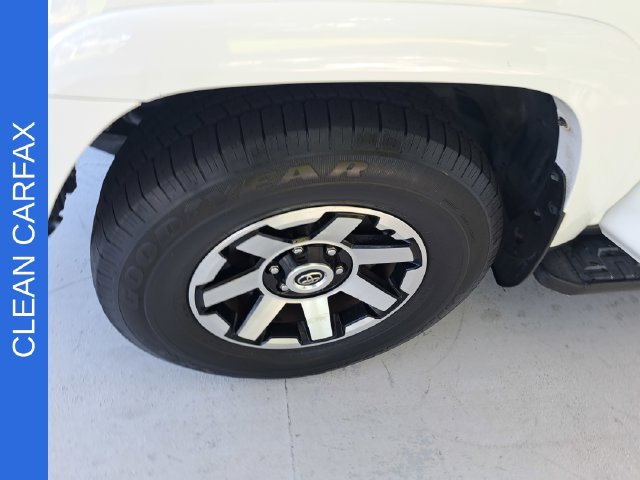 Used 2021 Toyota 4Runner TRD Off-Road Premium AWD/4WD image 28
