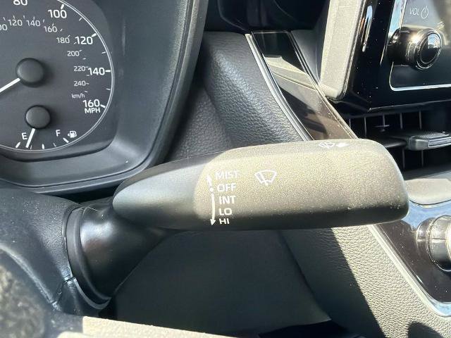 Used 2025 Toyota Corolla LE FWD image 27