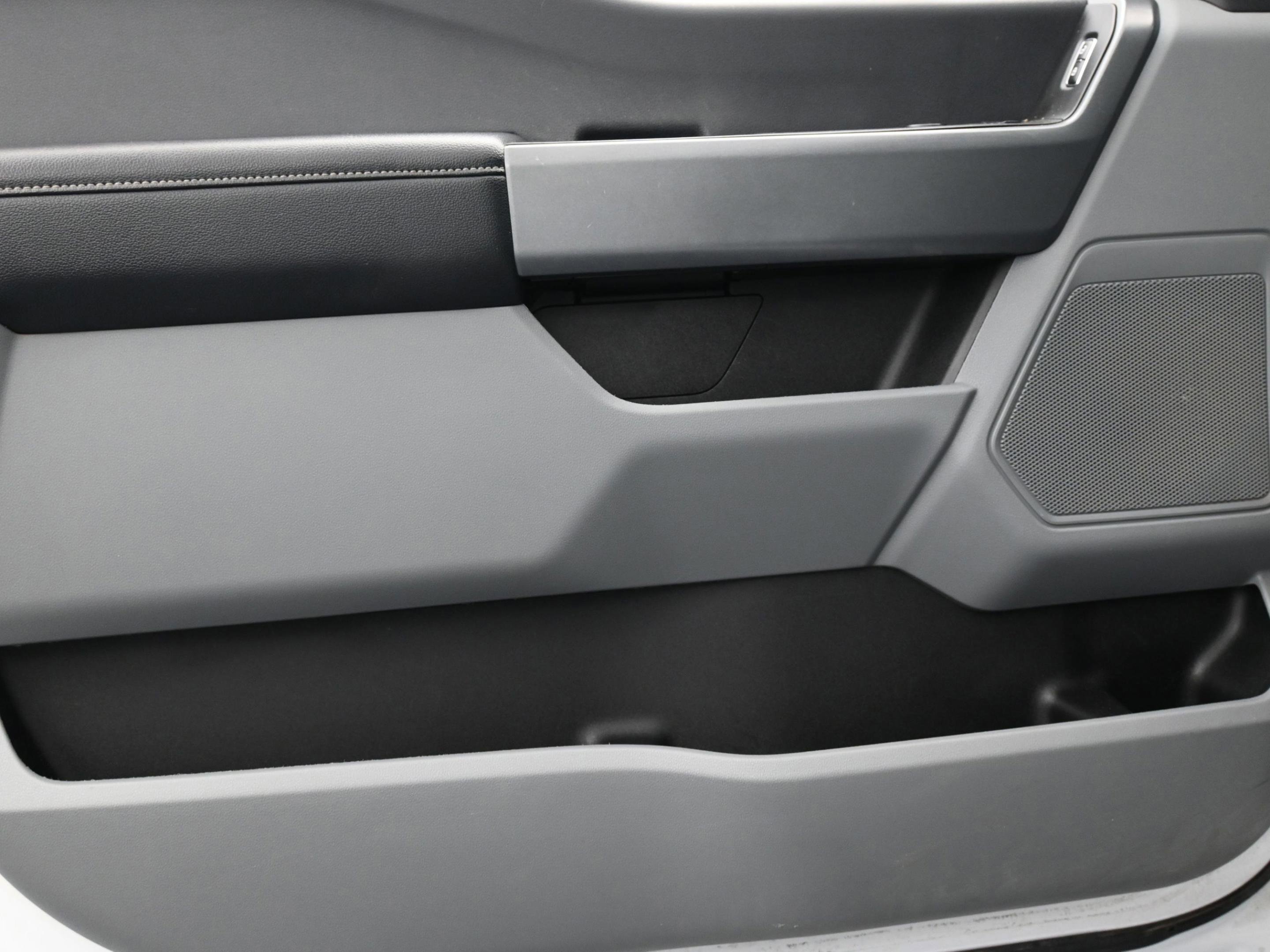 Certified 2024 Ford F350 XLT w/ 360-Degree Camera Package image 37