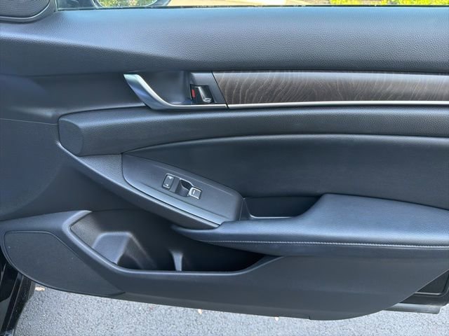 Used 2018 Honda Accord EX-L image 39