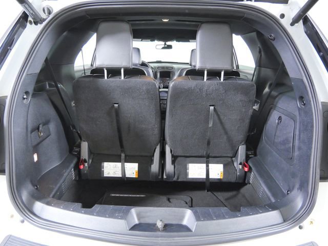 Certified 2018 Ford Explorer XLT w/ Equipment Group 202A AWD/4WD image 18
