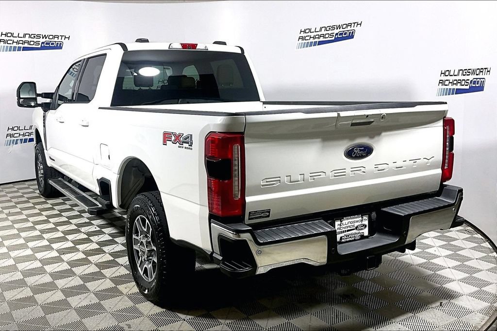Certified 2025 Ford F250 Lariat w/ FX4 Off-Road Package AWD/4WD image 8