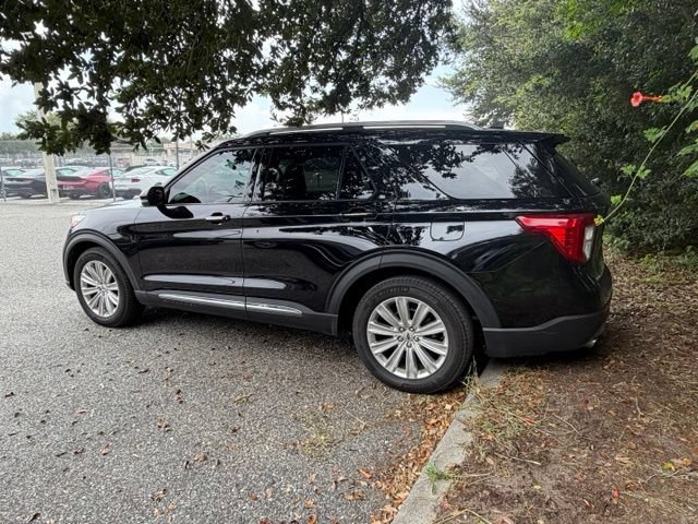 Certified 2023 Ford Explorer Limited w/ Limited Technology Package RWD image 4