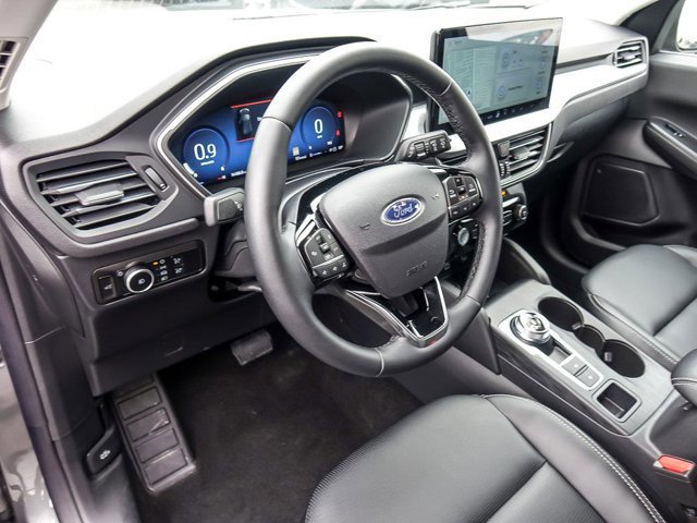 Certified 2025 Ford Escape Platinum AWD/4WD image 14