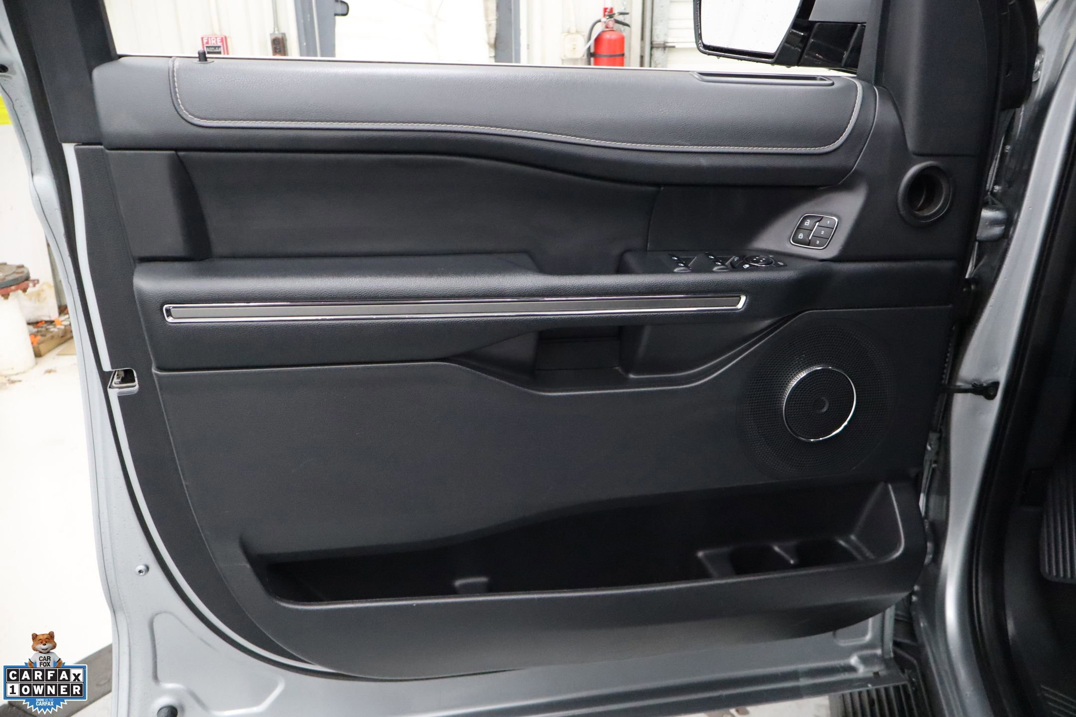 Certified 2024 Ford Expedition Max XLT image 11