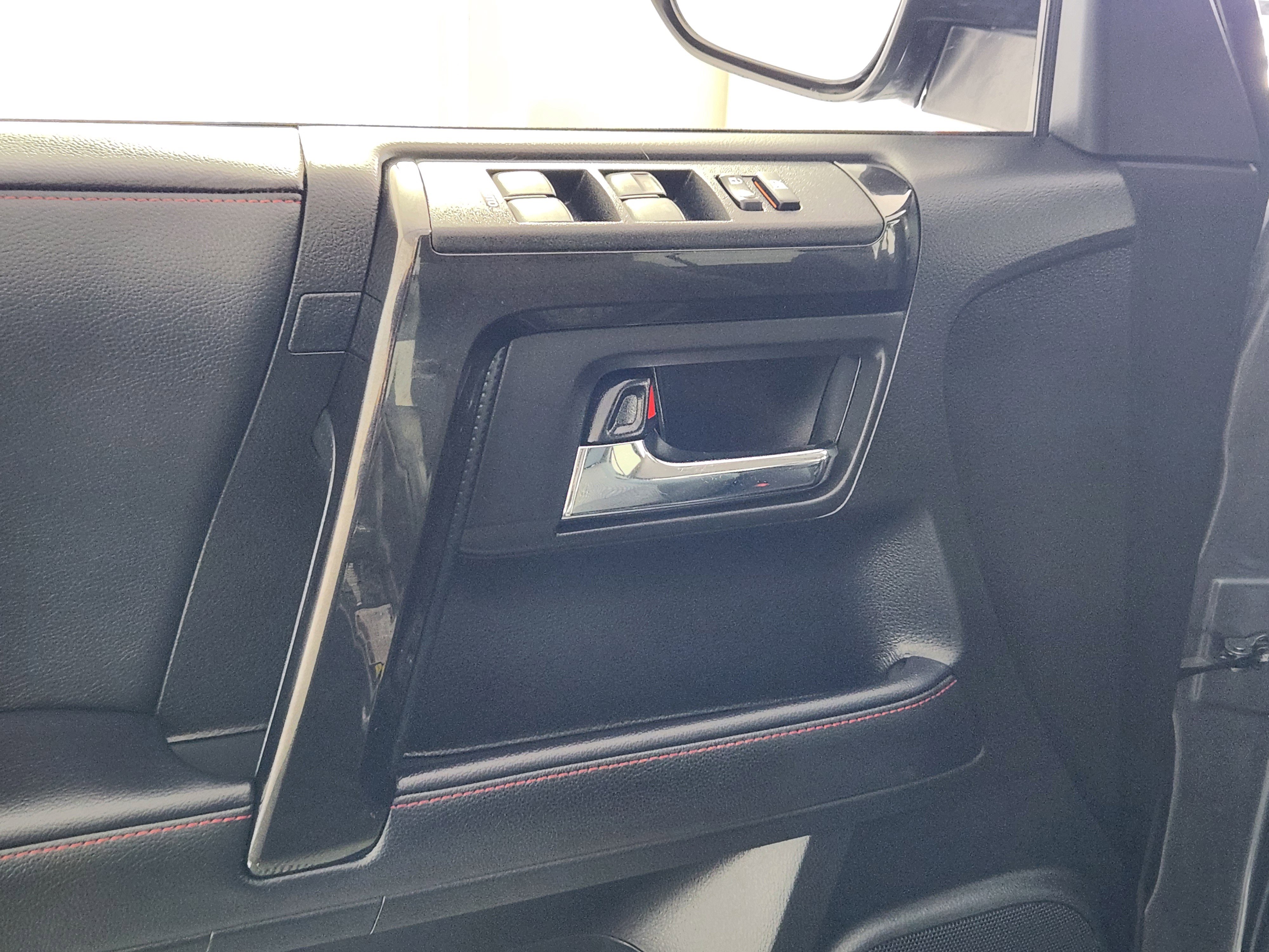 Used 2022 Toyota 4Runner TRD Off-Road image 16