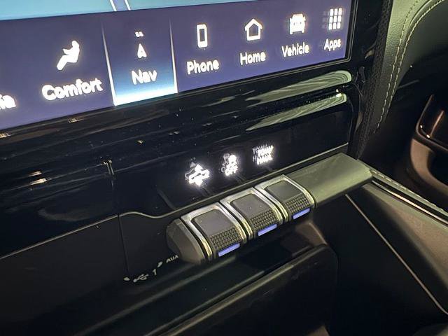 Used 2023 RAM 1500 Limited w/ Night Edition AWD/4WD image 16