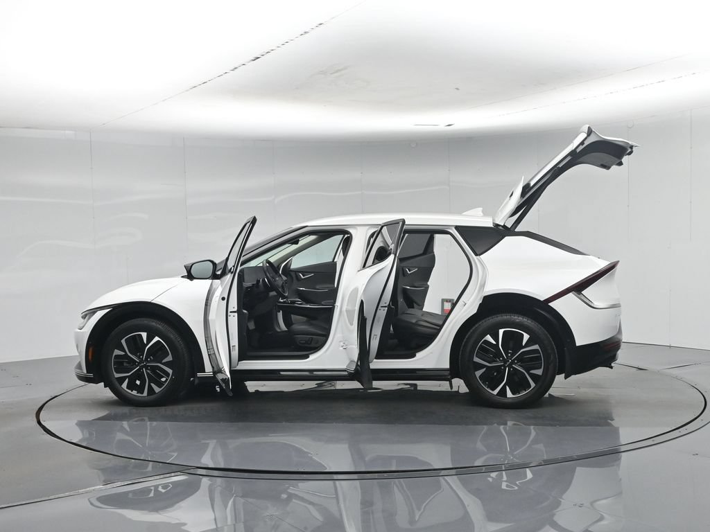 Used 2023 Kia EV6 Wind w/ Wind Technology Package AWD/4WD image 38