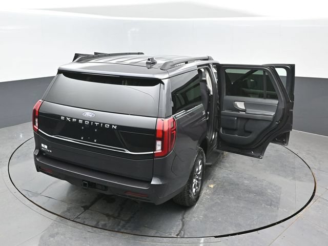 Certified 2025 Ford Expedition Active AWD/4WD image 25