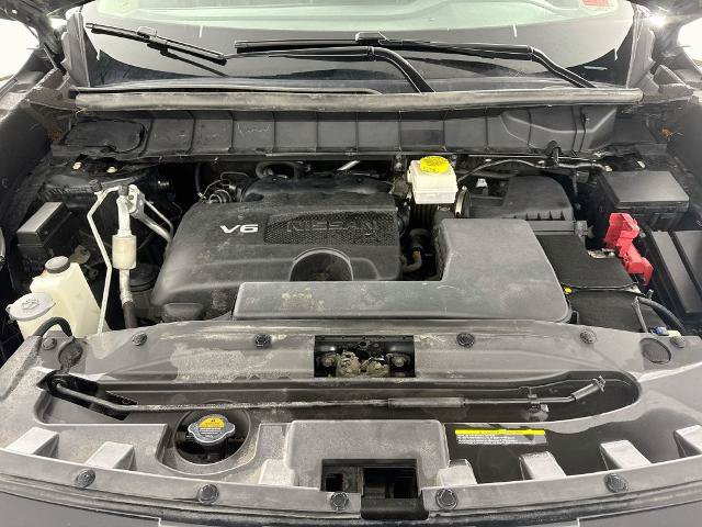 Used 2023 Nissan Pathfinder SL w/ SL Premium Package AWD/4WD image 32
