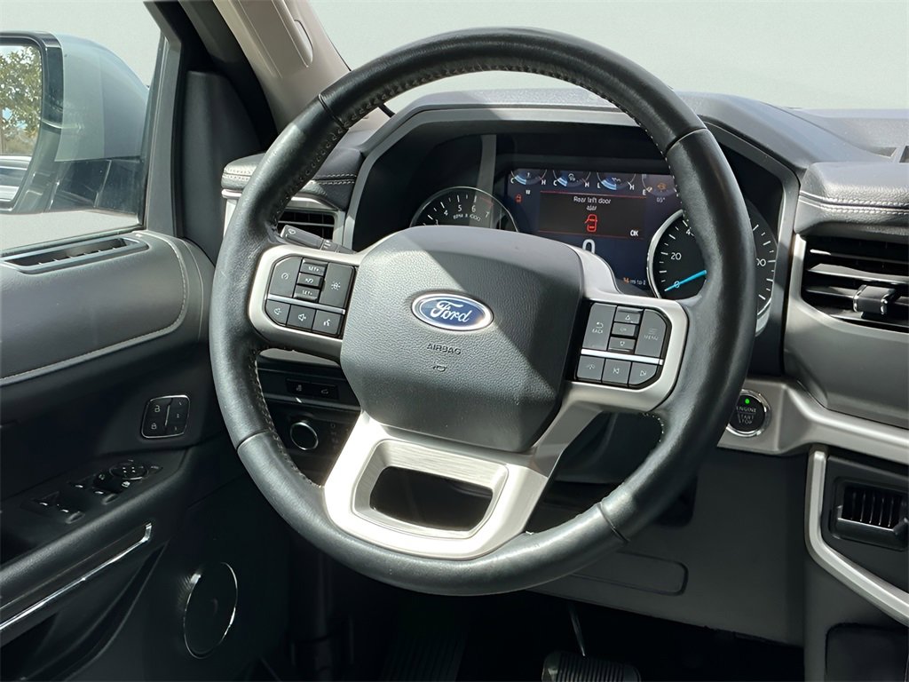 Certified 2023 Ford Expedition Max XLT image 30