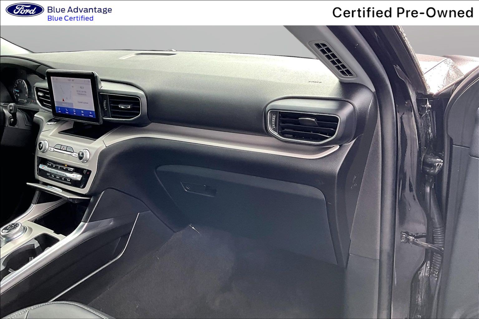 Certified 2023 Ford Explorer XLT w/ Equipment Group 202A AWD/4WD image 22