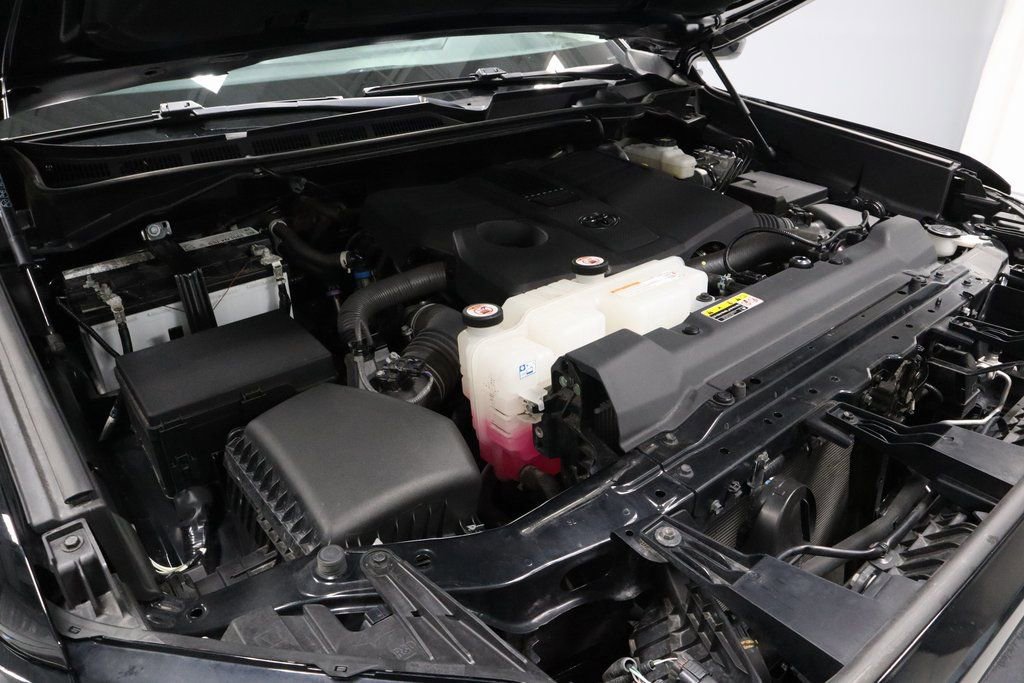 Used 2023 Toyota Tundra SR5 w/ SR5 Premium Package image 12