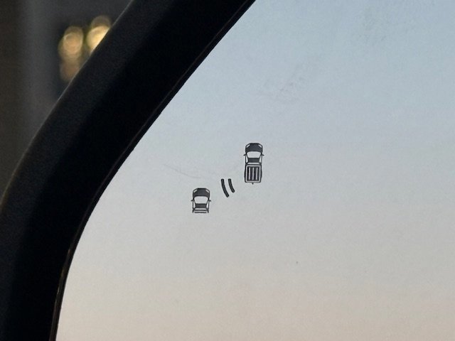 Certified 2022 Ford F350 Lariat w/ Lariat Ultimate Package image 6