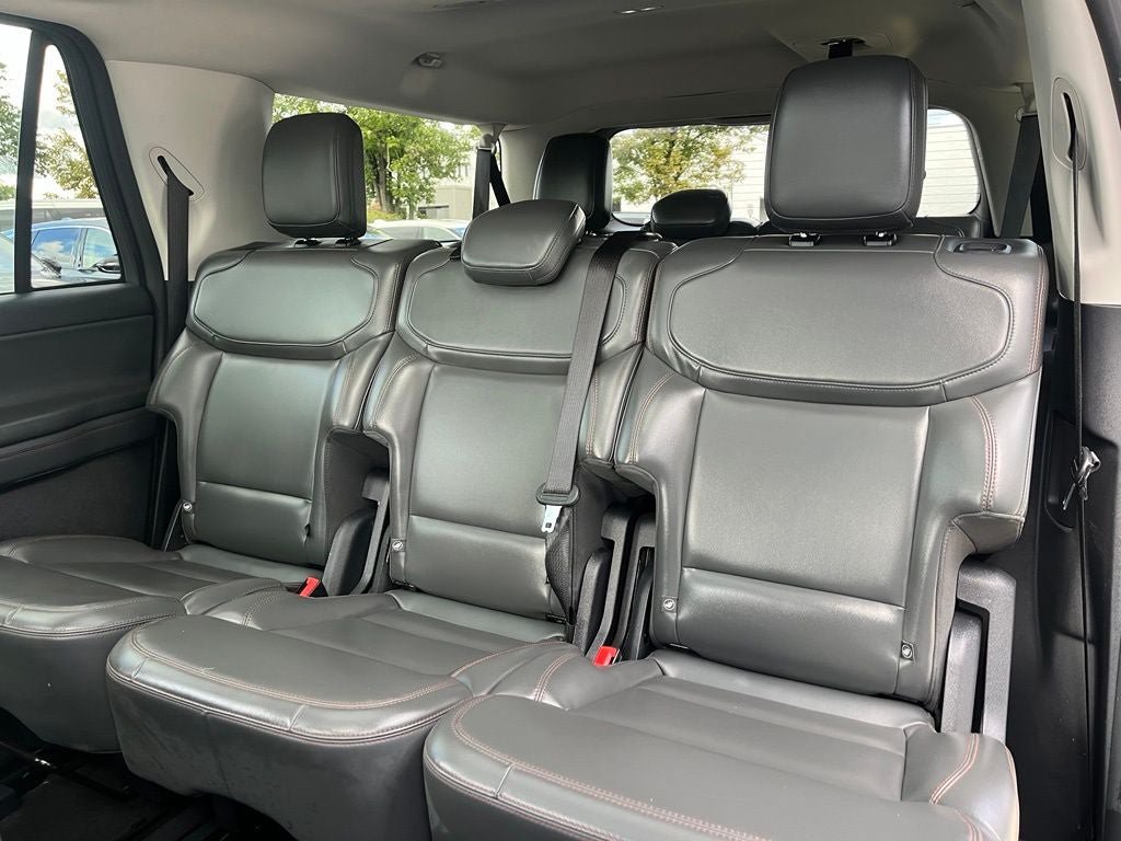 Certified 2025 Ford Expedition Max Active AWD/4WD image 8