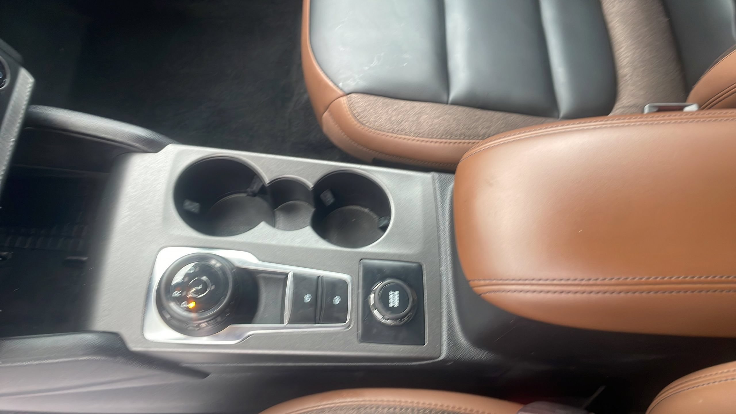Certified 2025 Ford Bronco Sport Outer Banks w/ Outer Banks Tech Package+ AWD/4WD image 26