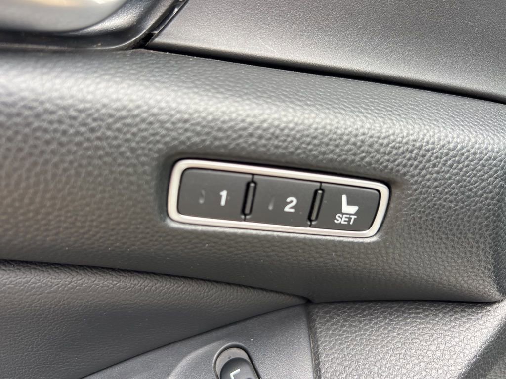 Used 2021 Honda Accord Touring image 28
