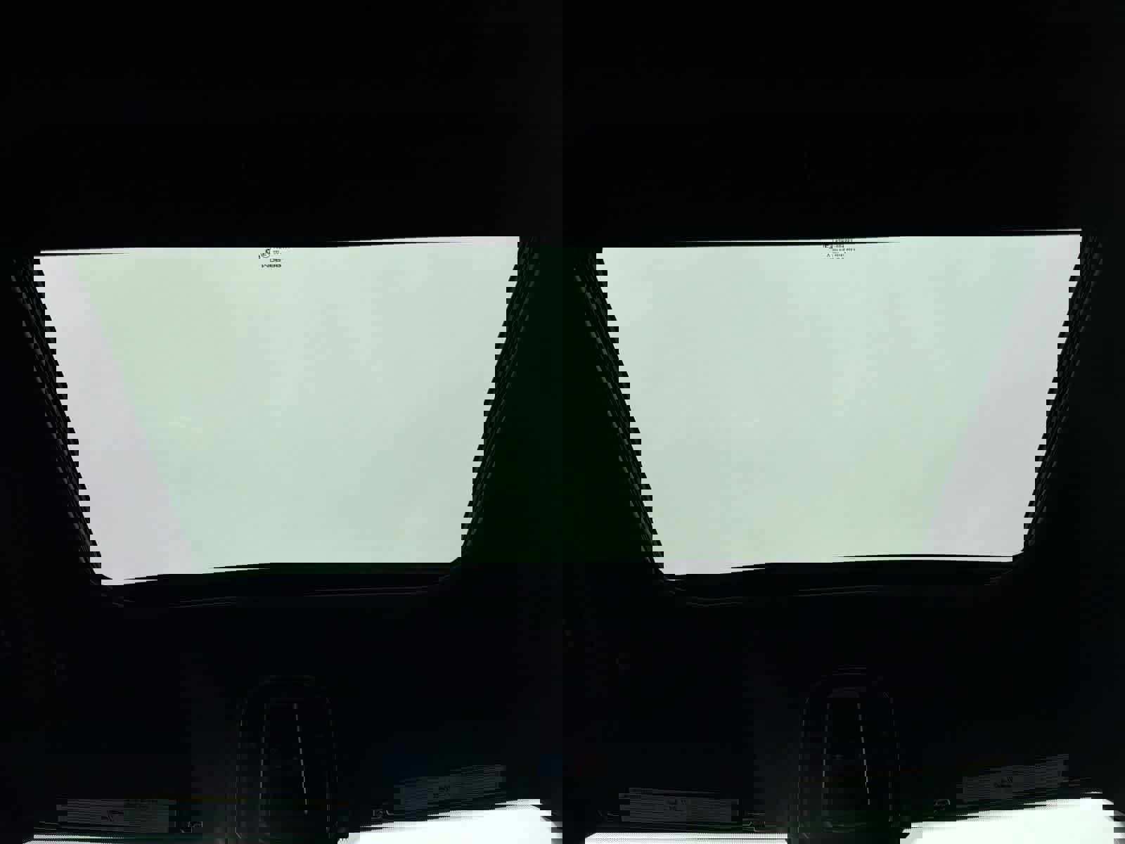 Used 2025 Jeep Grand Cherokee Laredo X image 23