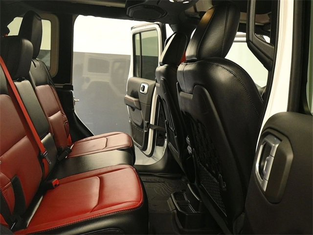 Used 2023 Jeep Wrangler Unlimited Rubicon 392 image 16