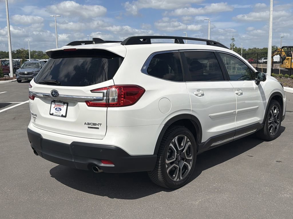Used 2023 Subaru Ascent Limited w/ Technology Package image 4