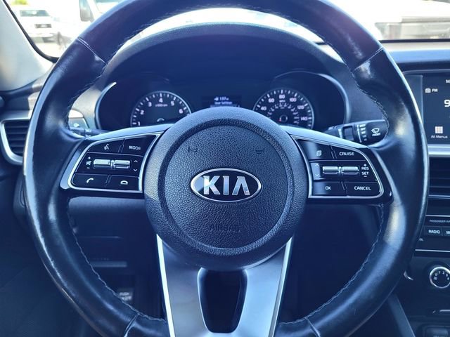 Used 2020 Kia Optima SE FWD image 25